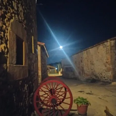 Real La Vieja Chimenea-spa 4* Herreros