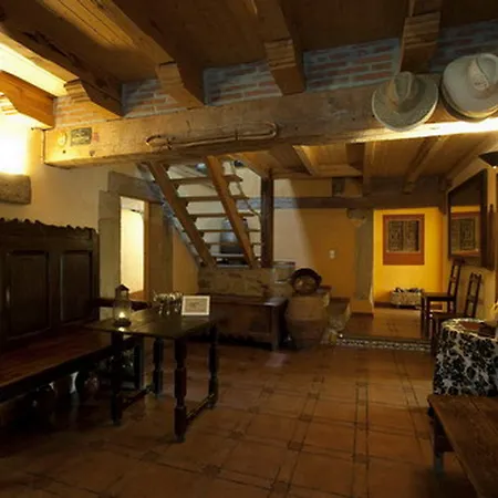 Real La Vieja Chimenea-spa Herreros