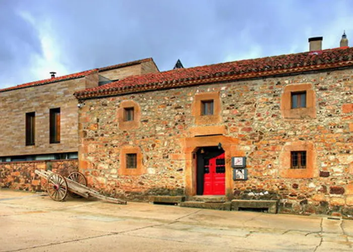 여관 Real La Vieja Chimenea-spa Herreros